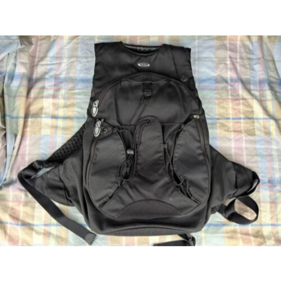 Tumi T3 Ducati Series Moto Backpack Style 6482STE 17.5”-23.25”-15 Defective - Picture 1 of 10